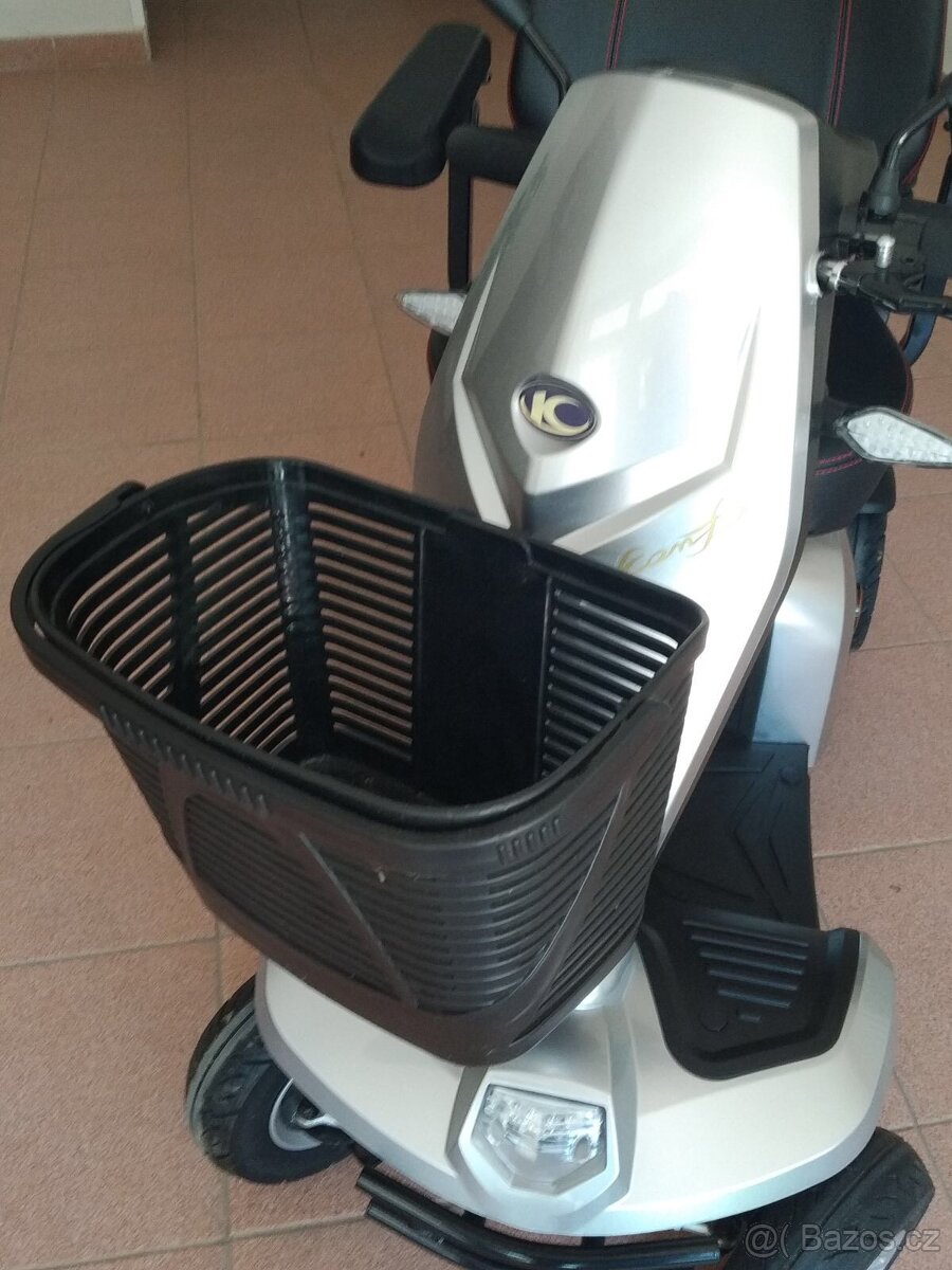 Elektrický skútr pro seniory - 11