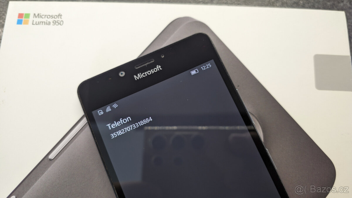 Microsoft Lumia 950 černá - 11