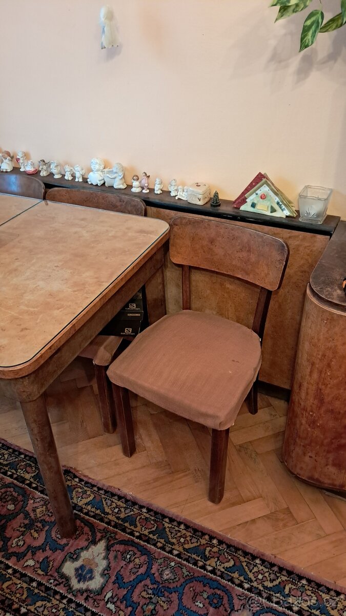 Starý nábytek - 11