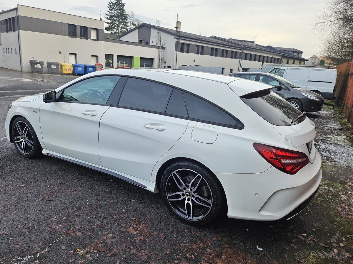 Mercedes Benz CLA 1.6 Automat Panó AMG line - 11