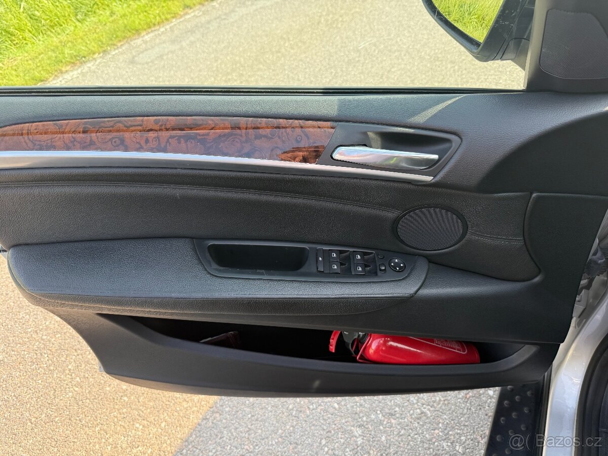 Prodám Bmw X5 E70 210kw - 11