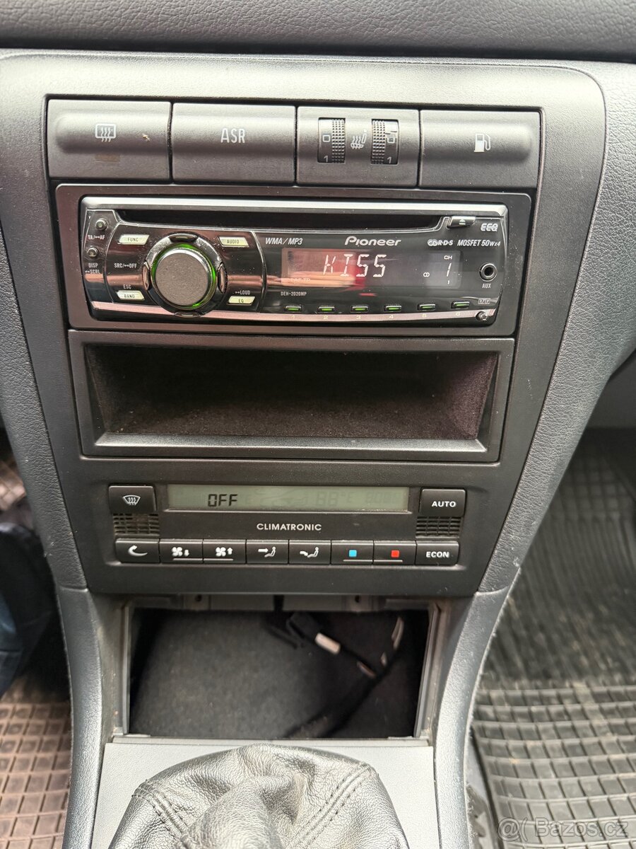 Škoda Octavia 1.6 Mpi 75kw - 11