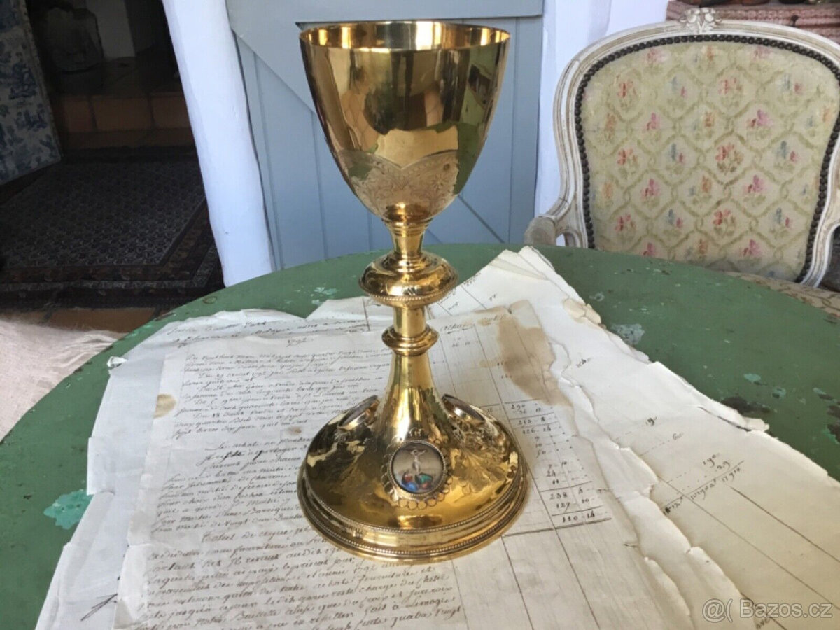 Velké starožitné francouzské kalichy z masivního stříbra, zl - 11