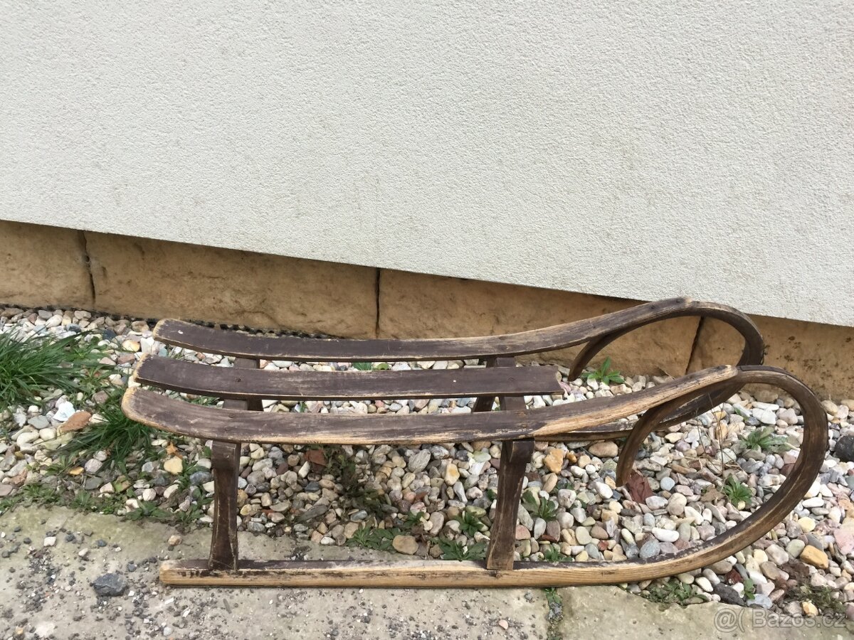 stoleté sáně saně sáňky.... - 11