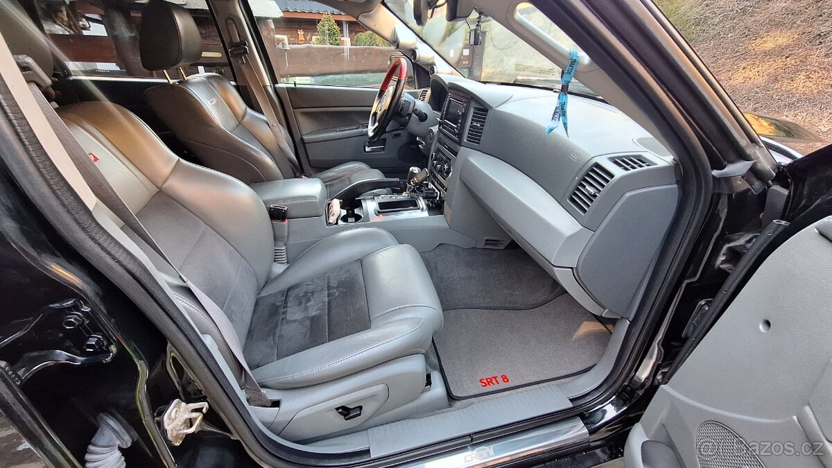 Jeep grand cherokee srt 6.1 - 11