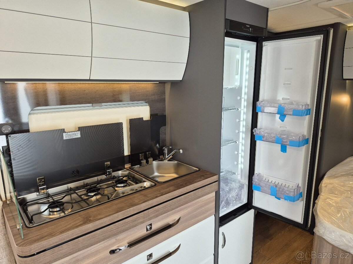 Nový obytný přívěs Hobby Excellent Edition 460 UFe - 11