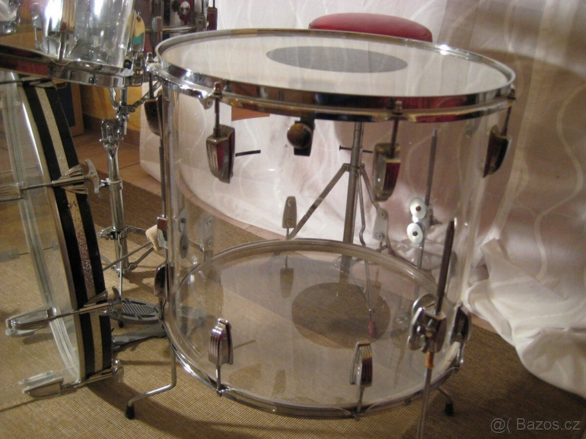 Bicí sada Ludwig Clear Vistalite, 1. série z roku 1972 s mal - 11