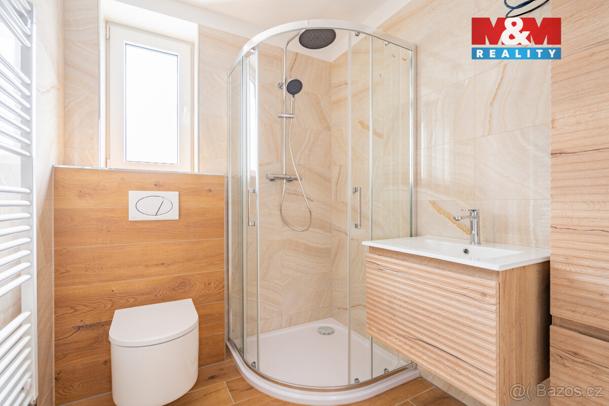 Prodej nájemního domu, 249 m², Černá v Pošumaví, ul. Bližná - 11