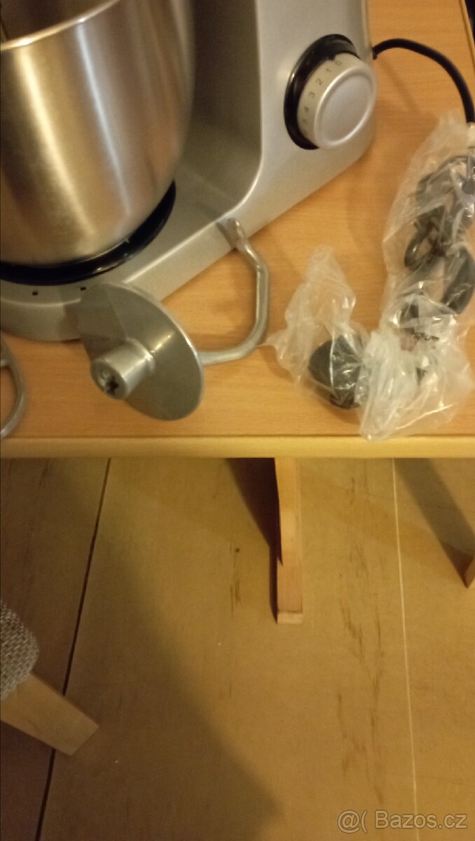 Kuchyňský robot Gorenje, 3 nástavce - 11