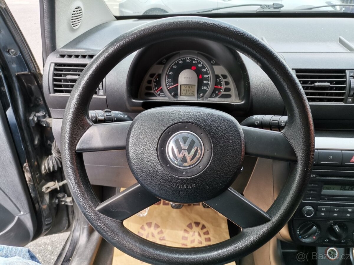 Volkswagen Fox 1.2i 40kw 3dv. - 11