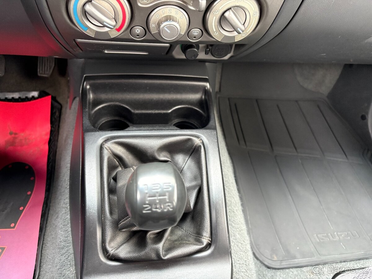 Isuzu D-Max 2.5, 100kW, 4x4, Tažné - 11