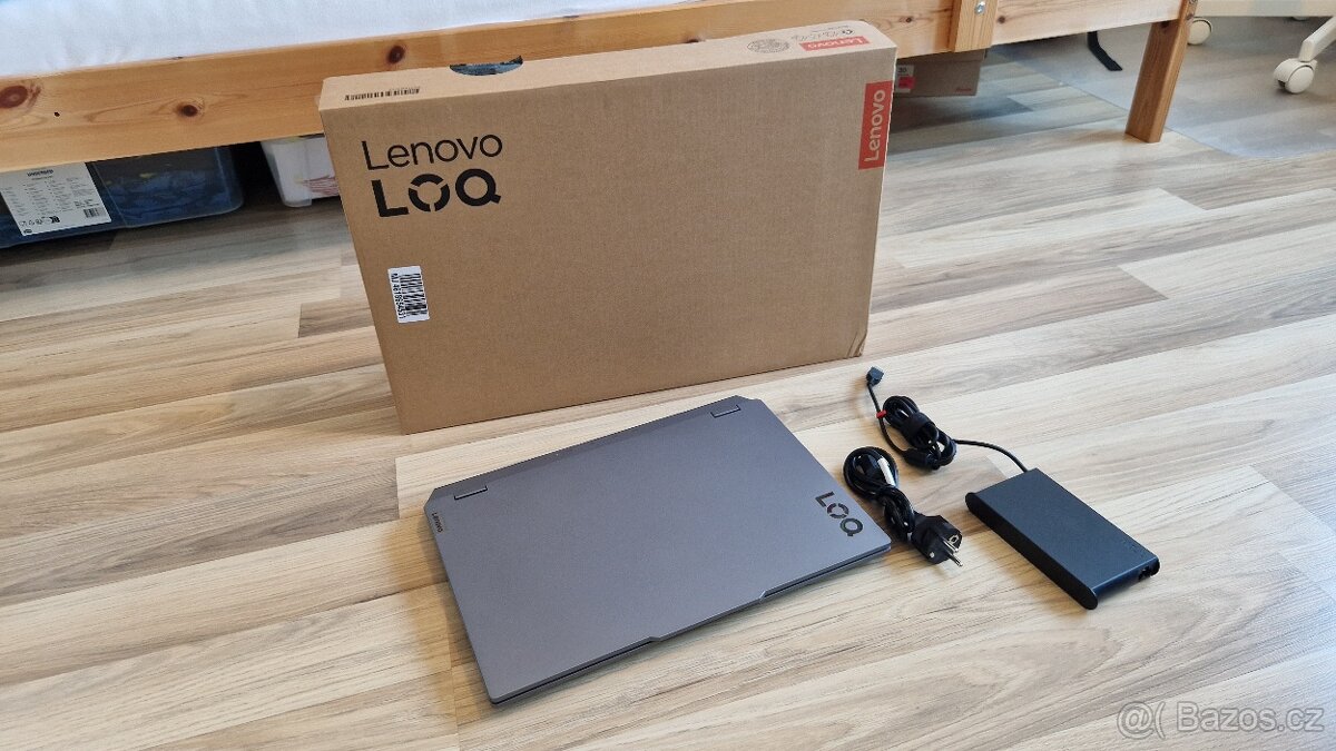 Lenovo LOQ 15IAX9 i5 - 12450HX - 11