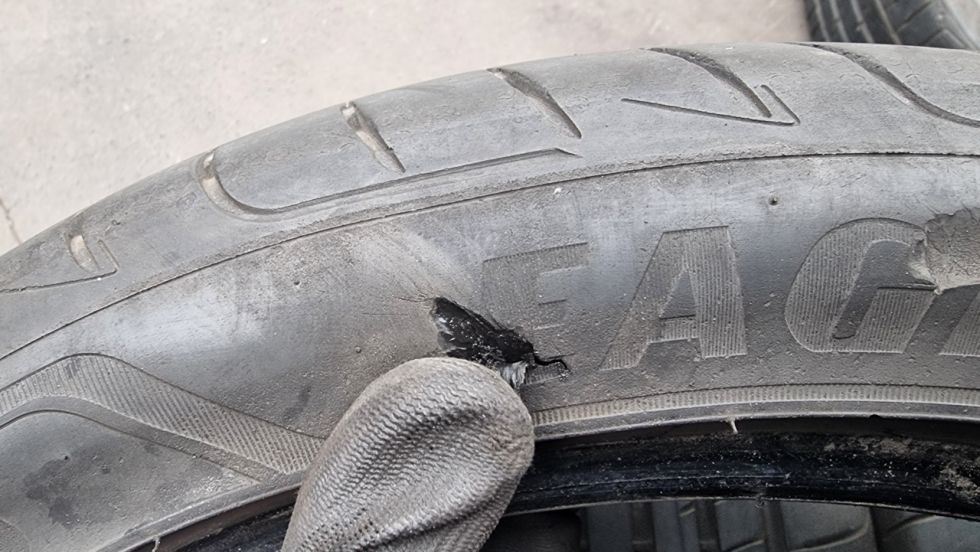 Letní pneu 215/45/18 Good Year - 11