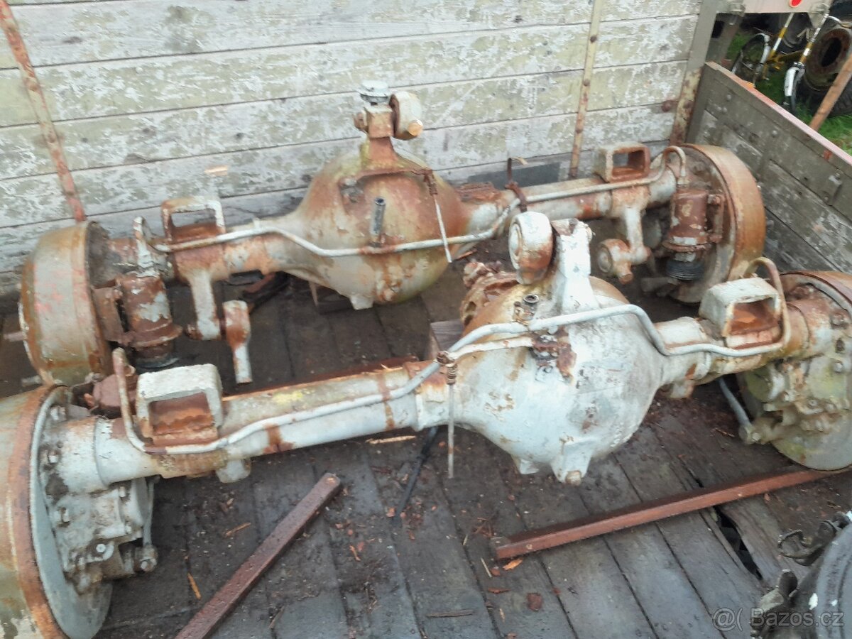 Praga V3S nápravy - 11
