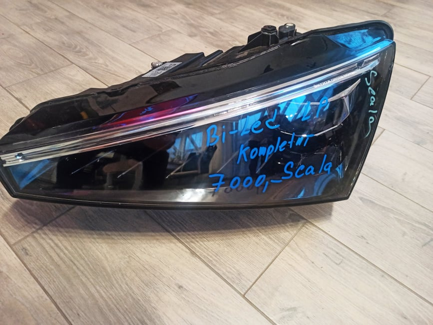 Škoda Karoq světla. - 11