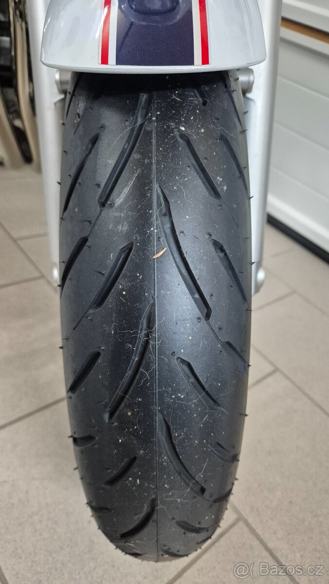 Yamaha 1300 XJR - 11