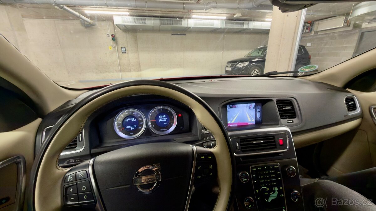 Volvo v60 - 11
