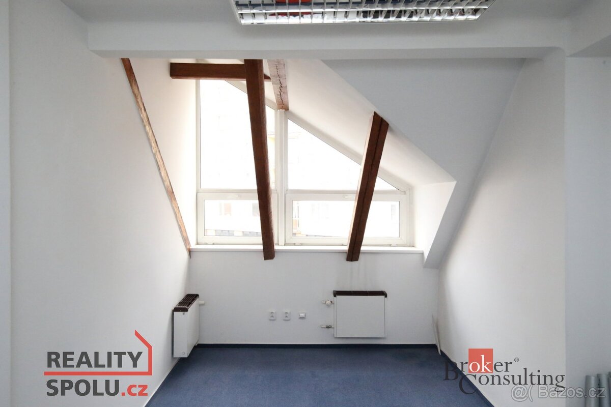 Pronájem, komerční/kanceláře, 180 m2, Budovatelů 1317/5, 466 - 11