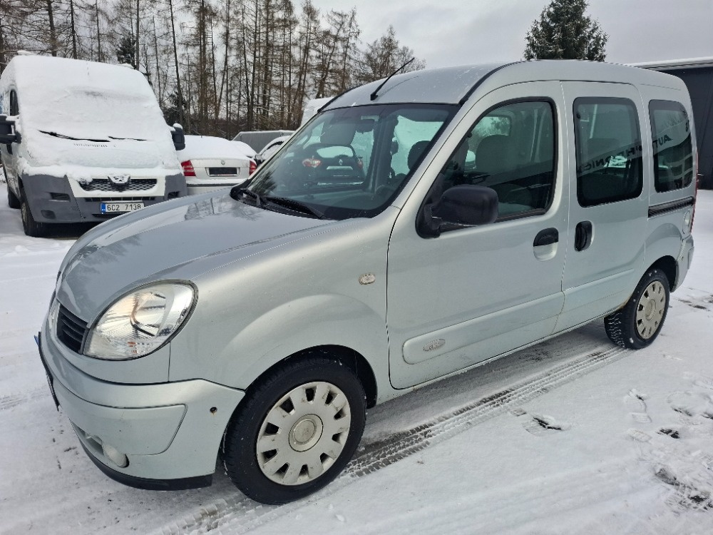 Renault Kangoo 1,5dCi nová STK - 11