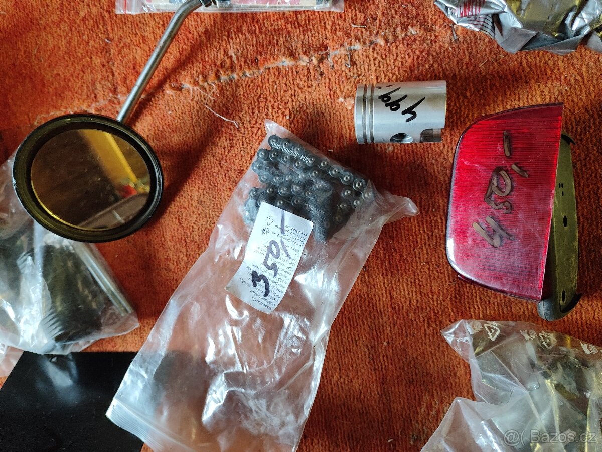 JAWA Pionýr O5 a náhradní díly - 11