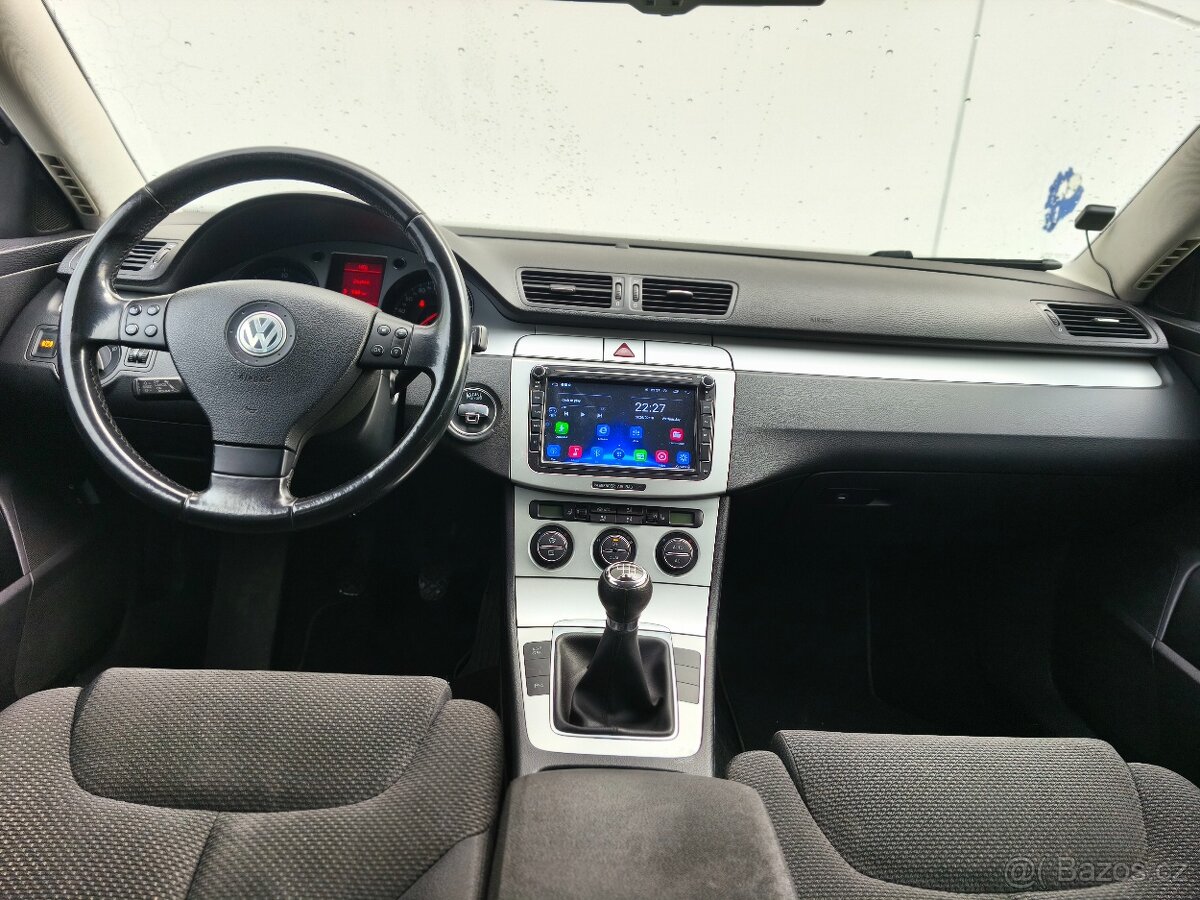 Volkswagen Passat - 11