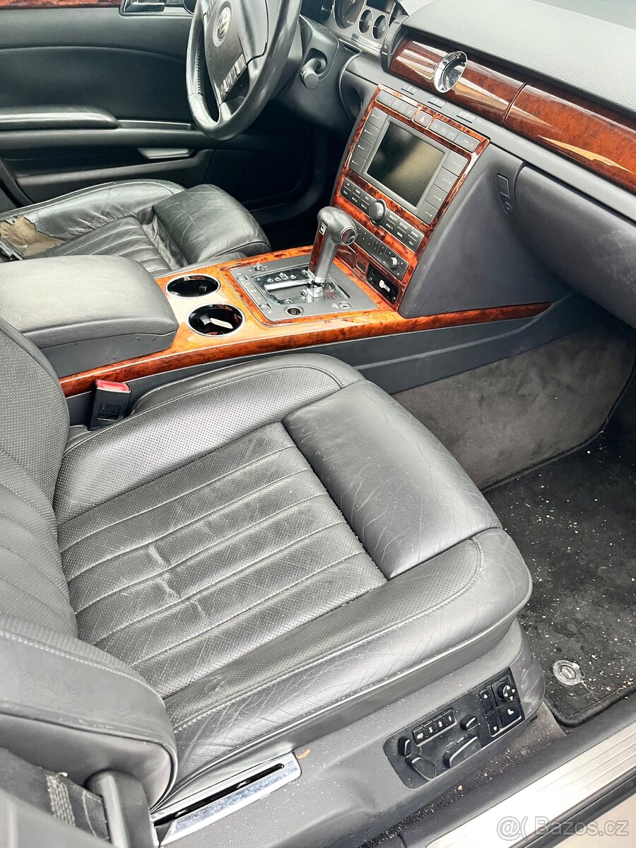 Volkswagen Phaeton - 11