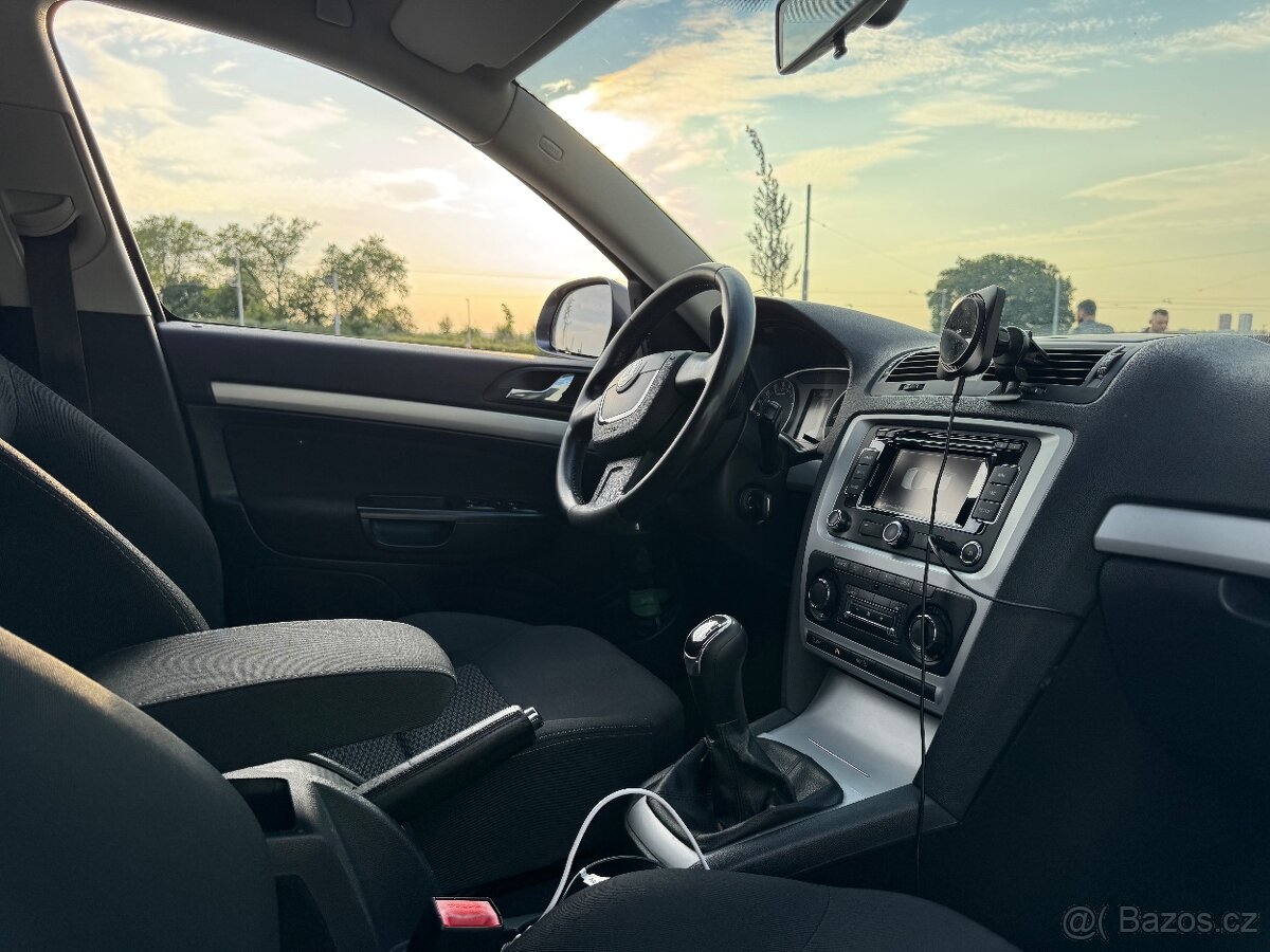 Škoda Octavia 2011 - 11