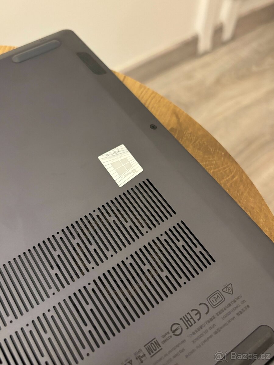 Lenovo IdeaPad Pro 5 – 16” | Ryzen 7 5800H | 16GB RAM | 1TB - 11