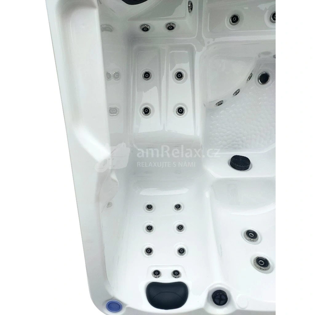 Vířivka Trento - 11