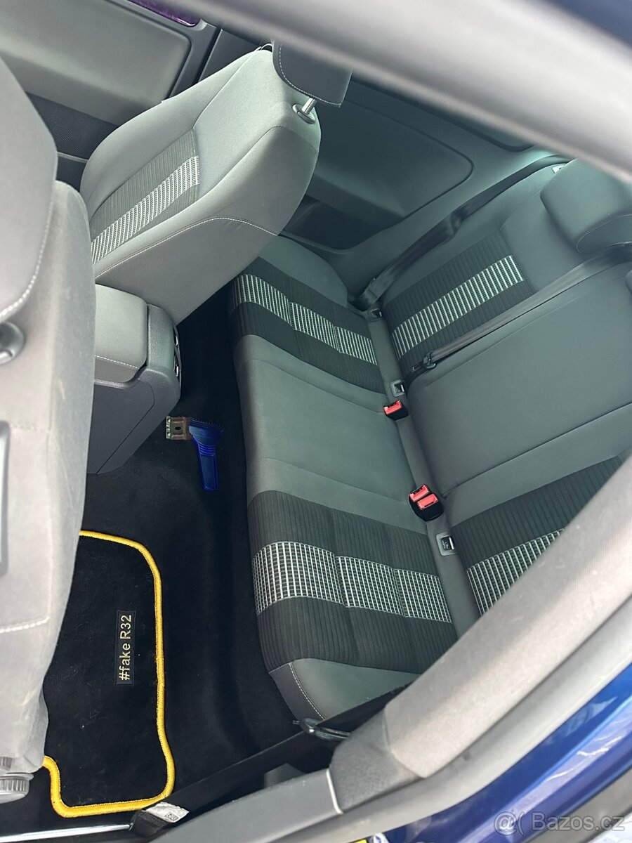 Volkswagen Golf 5 R32 look - 11