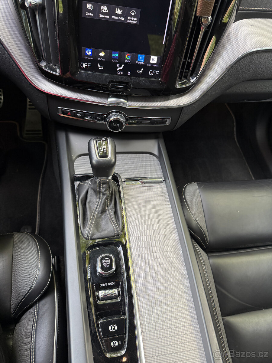 Volvo XC60 D4 R-Design, 140 kW, nez. topení, tažné zar. - 11
