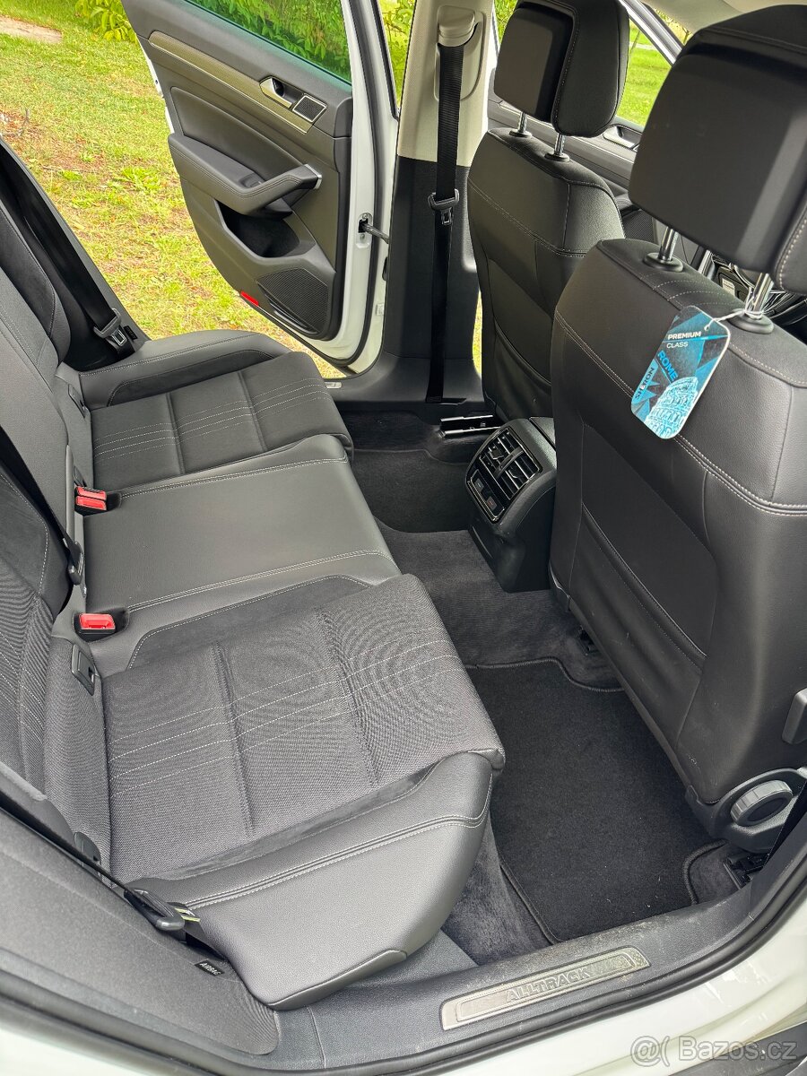 VW Passat 2.O BITDI 174KW ALLTRACK COMBI - 11