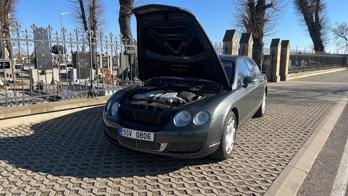 Bentley Continental Flying Spur - 11