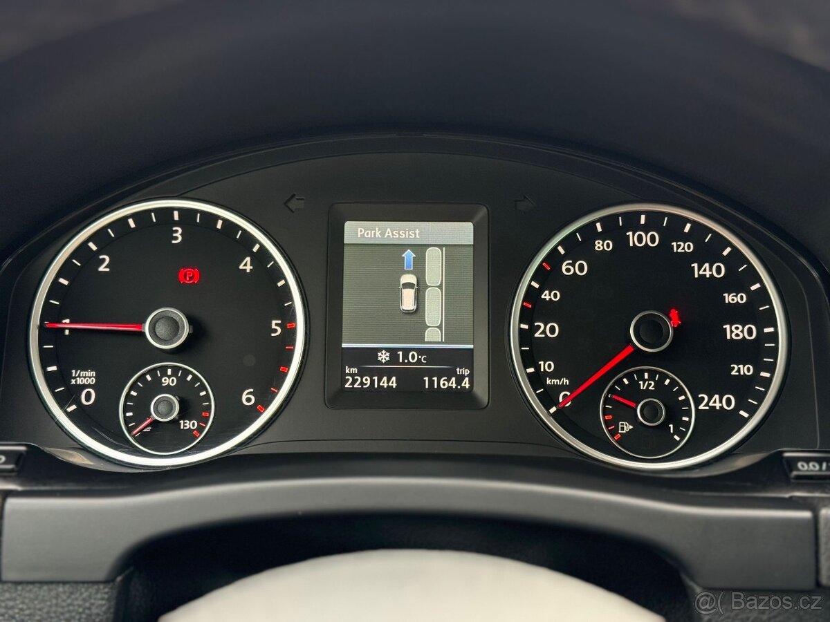 VW Tiguan 2.0TDi 103kw 2x kola / tažné zařízení / 2012 - 11