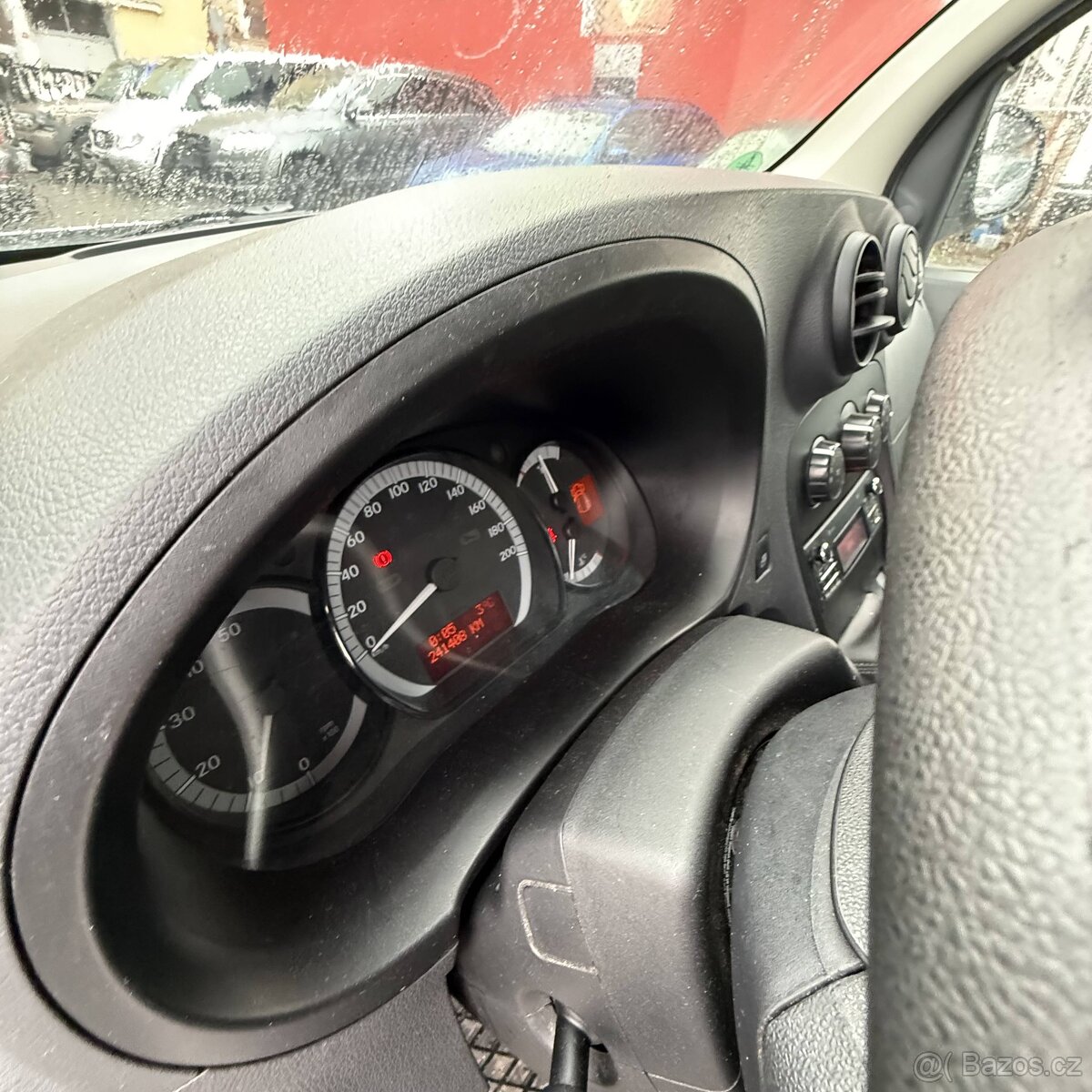 Mercedes-Benz Citan Ojeté, 3/2018, 241 454 km Cena 143000 Kč - 11