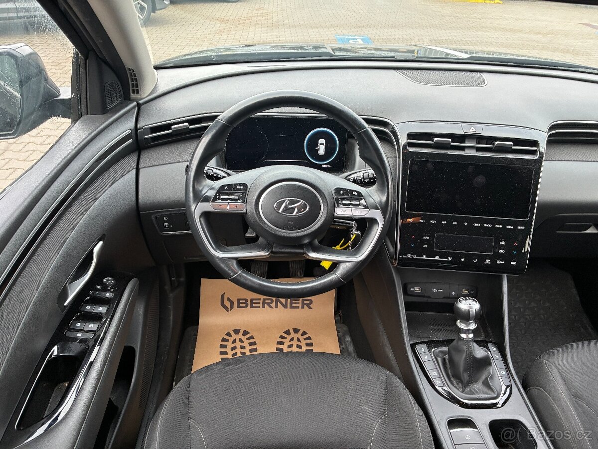Hyundai Tucson 1.6T-GDi 110kW SMART NAVIGACE ZÁRUKA 1MAJITEL - 11