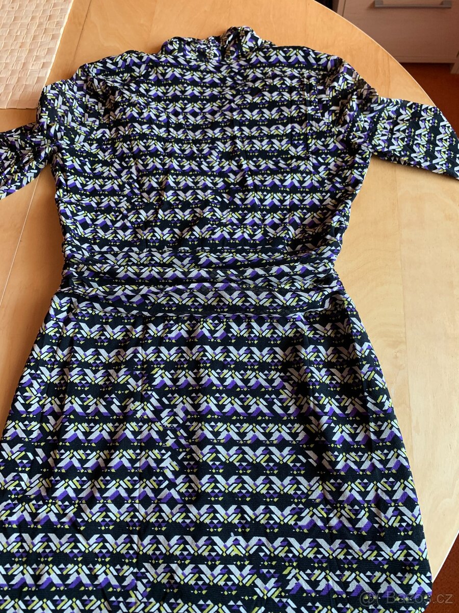 šaty zn. Esprit - vel. S - 11