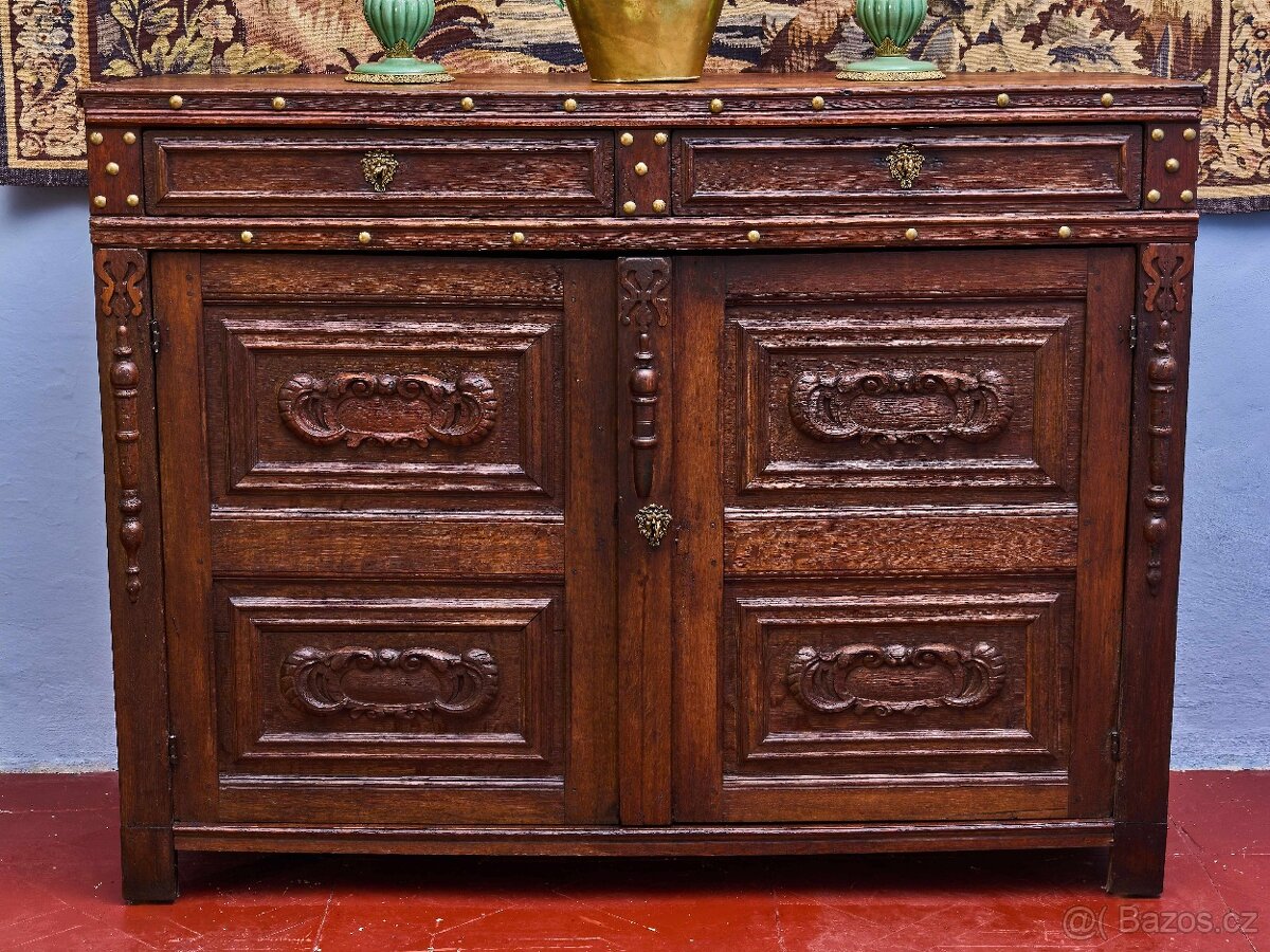 Neorenesanční komoda z masivního dubu cca 1800 - 11
