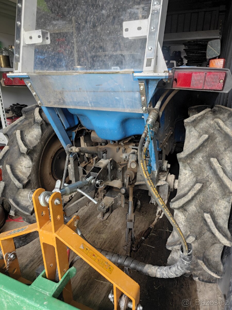 Malotraktor Iseki TA 230D + příslušenství - 11