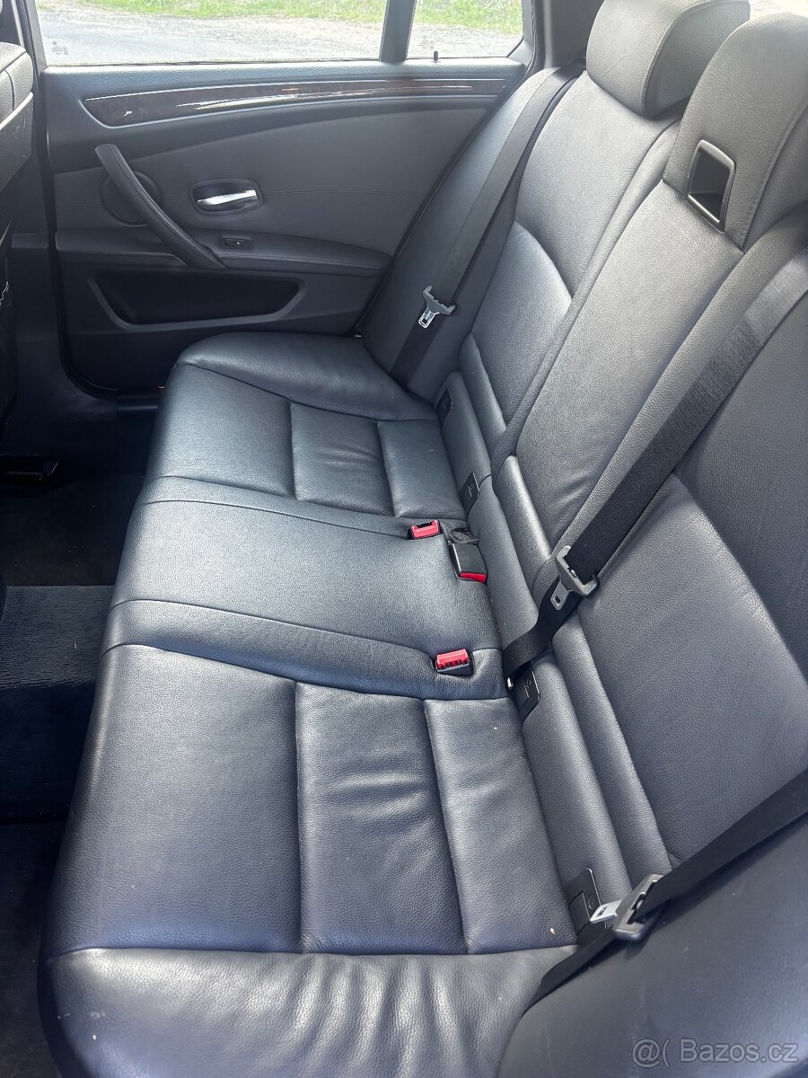 Bmw e61 530d - 11