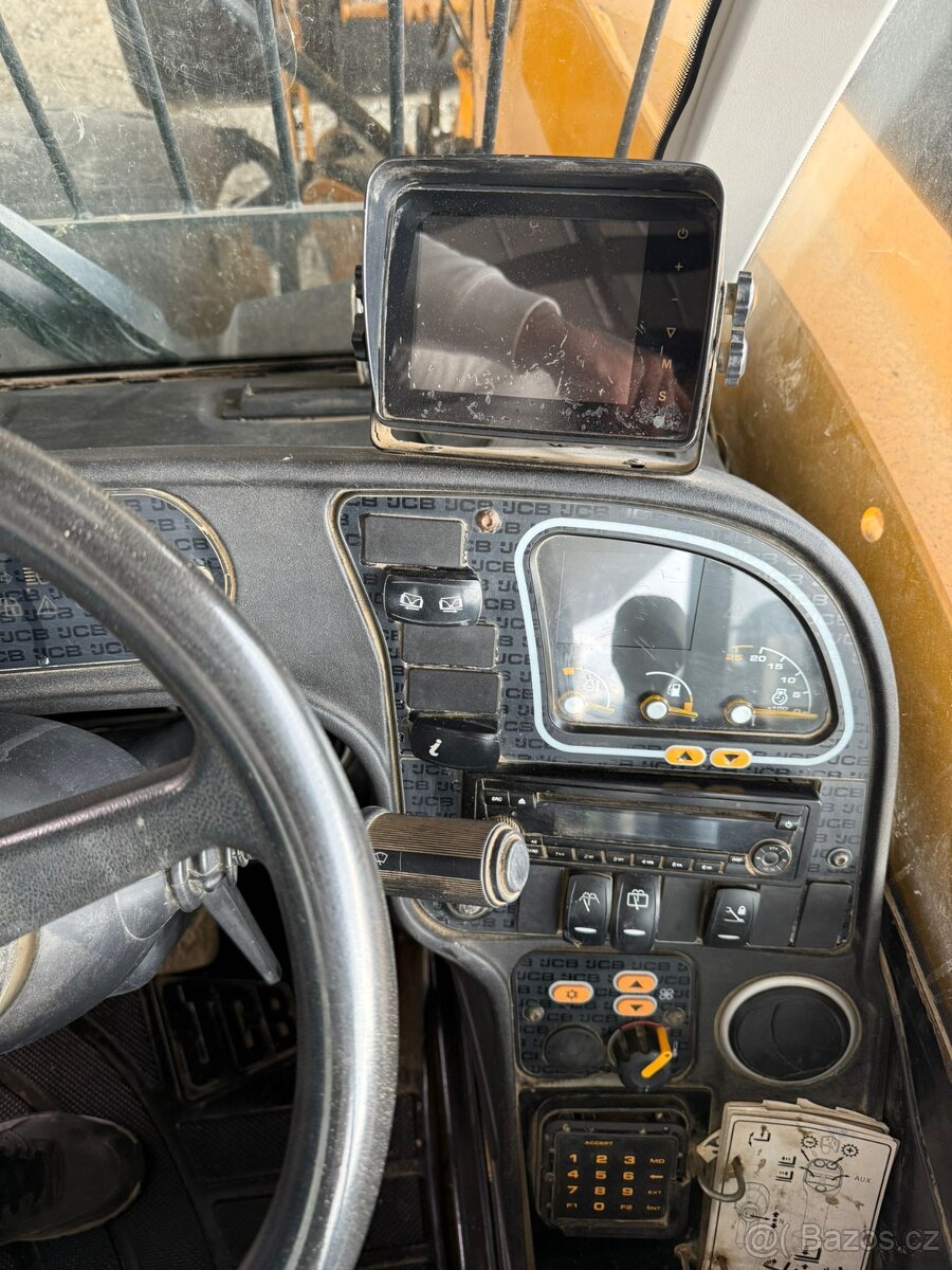 17 - ti metrový manipulátor JCB 540-170 rok 2016 - 11