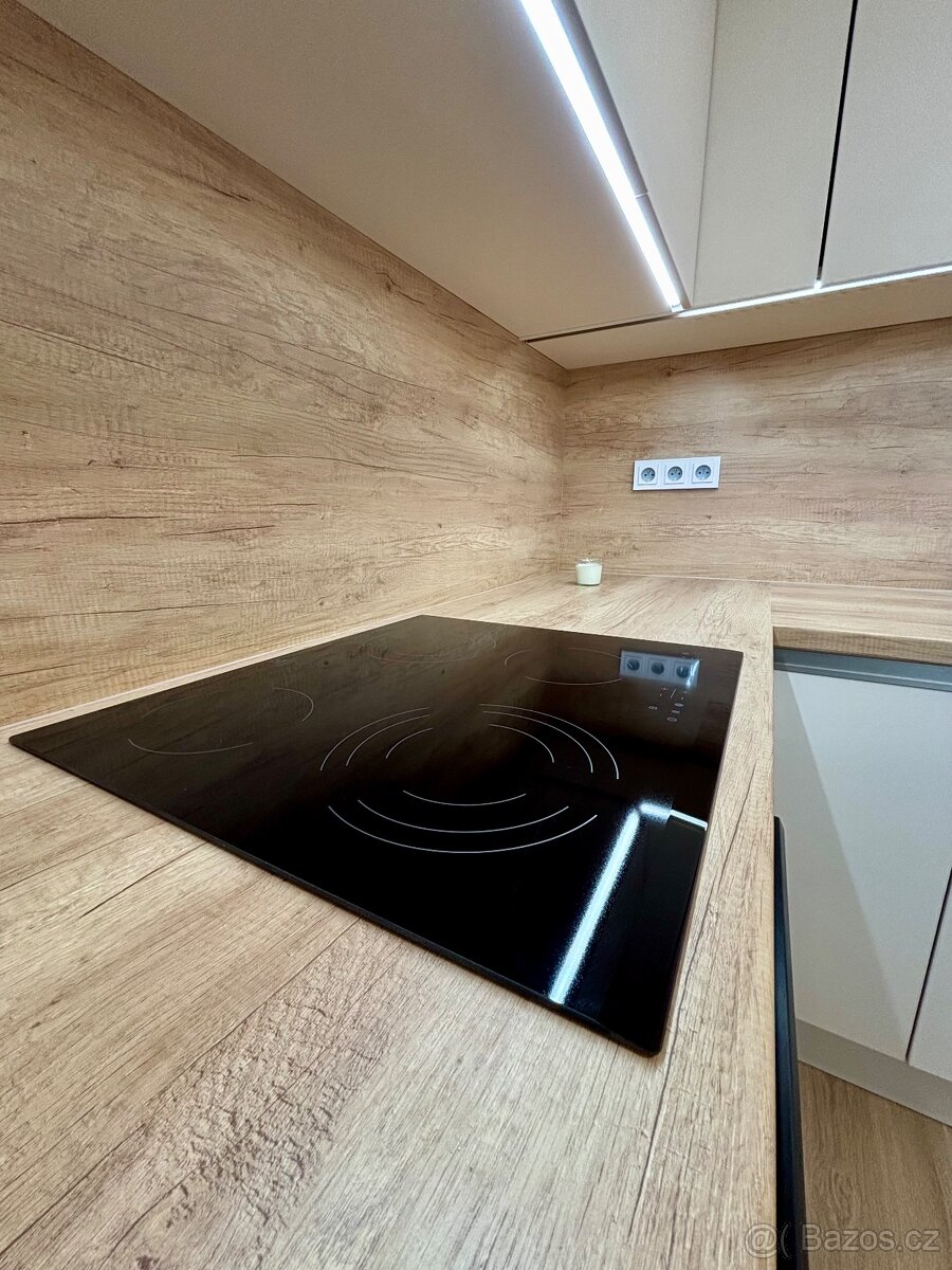 Prodej velkého, luxusního 4+1 bytu - 11