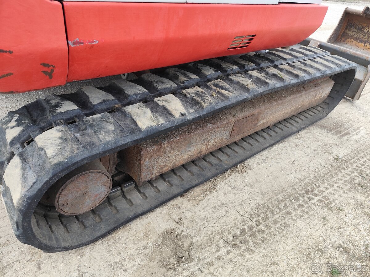 Bagr Takeuchi TB145. Váha 4800kg. - 11