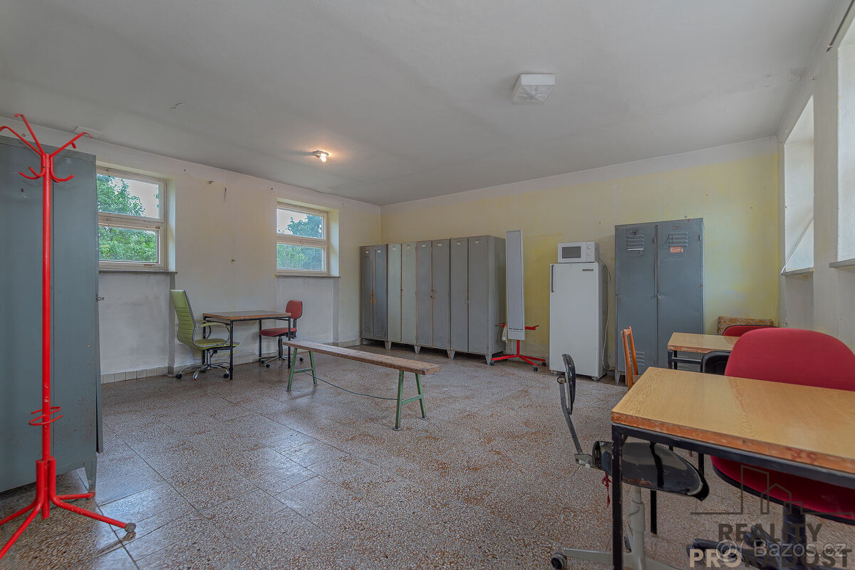 Prodej výrobního areálu v Moravském Krumlově - Rakšice, kome - 11