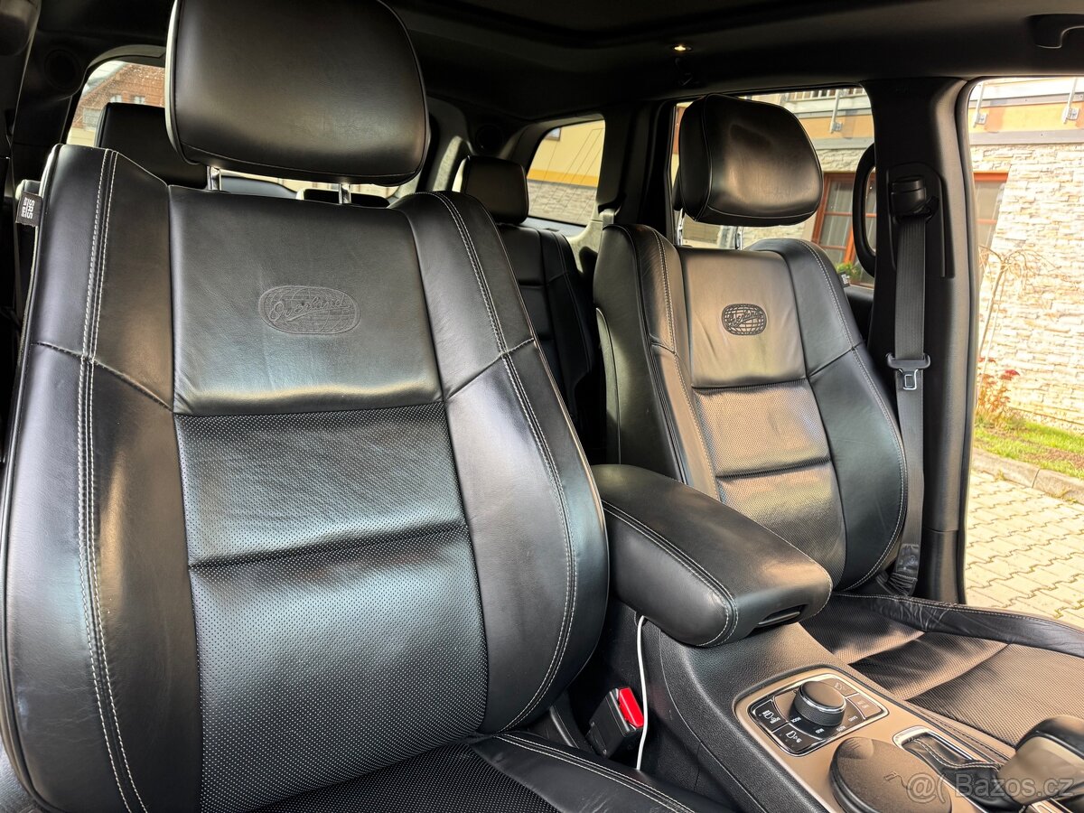 Jeep Grand Cherokee WK2 - 11