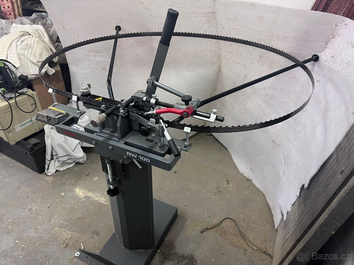 Mobilní kmenová pásová pila - 11