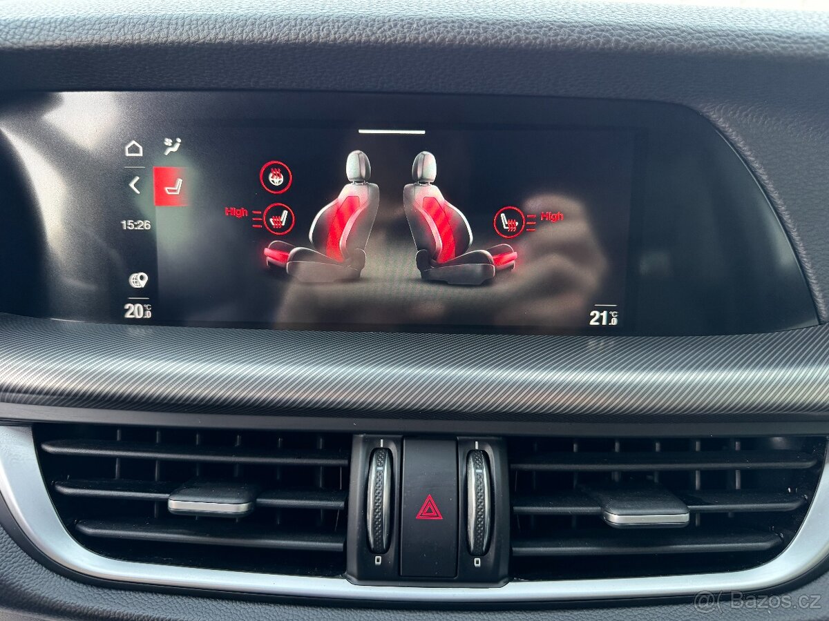 Alfa Romeo Stelvio 2,0 TI Q4 VELOCE 2.maj původČR - 11