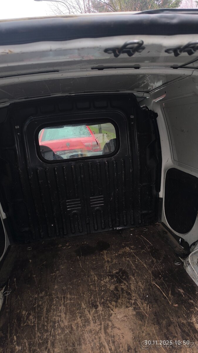 Fiat Doblo Cargo 1,3 JTD 51 Kw R. v. 2005 - 11