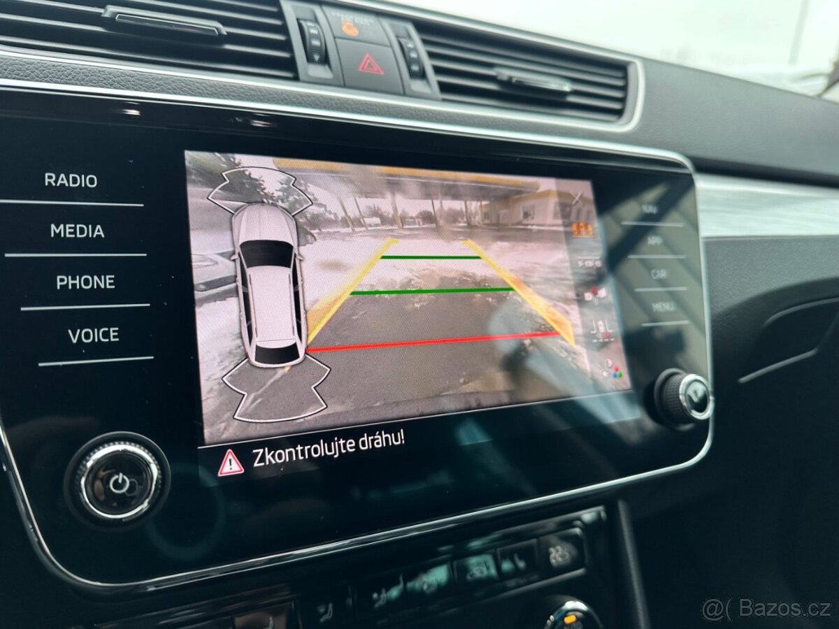 Škoda Superb 2.0TDi VIRTUAL,KAMERA,1.MAJ. - 11