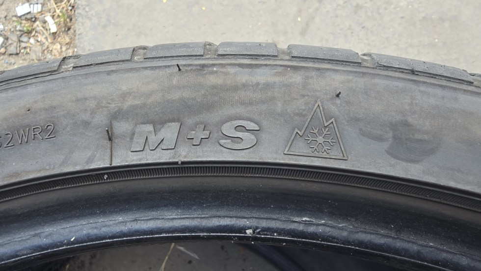 Zimní pneumatika 245/35/20 Tracmax - 11